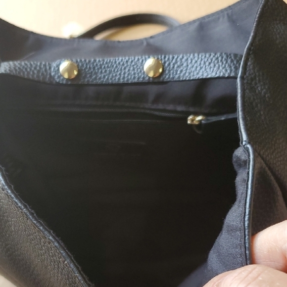 Nanette Lepore Black Leather Texture Convertabile Bag Or Backpack with Gold Logo - Picture 7 of 10